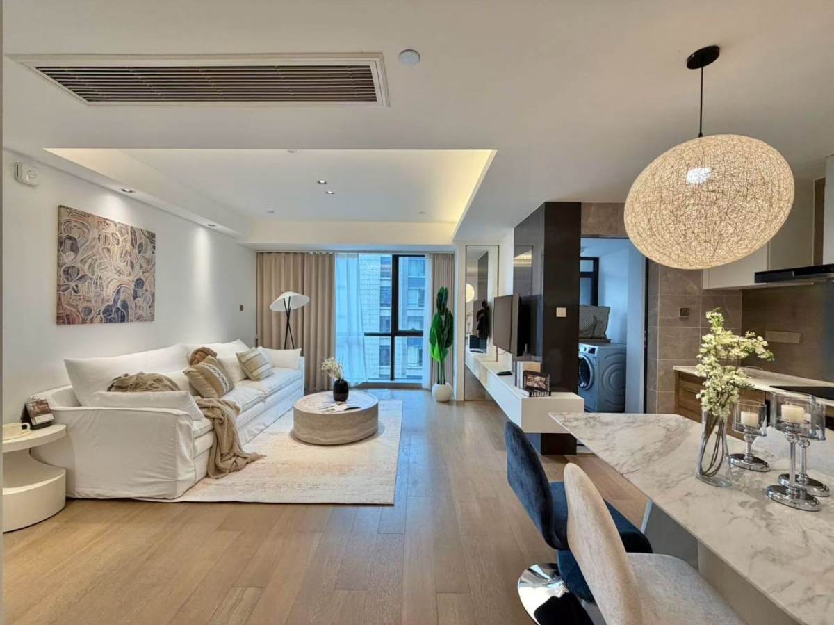 Housing image — Living Room
