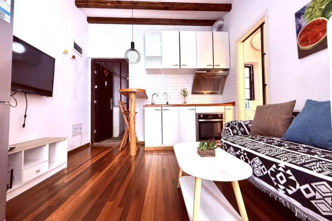 1BR Apartment in Old Xuhui (L9/L12)