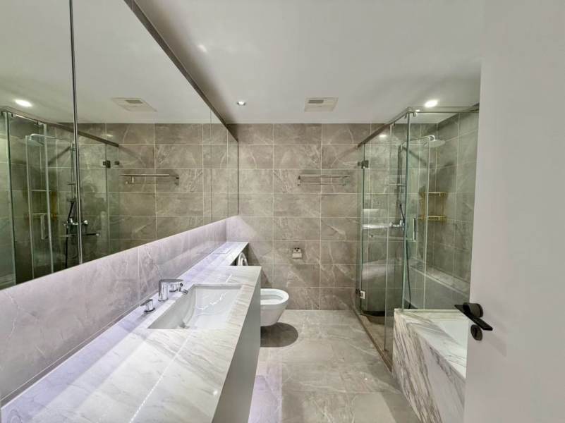 Housing image — Bathroom