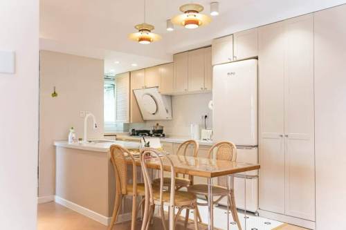 Housing image — Dining Area