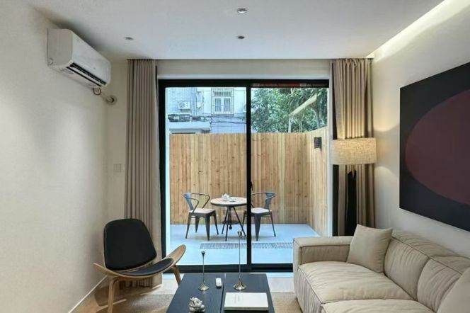 2BR Apartment near West Bund with Terrace (L3/L12)