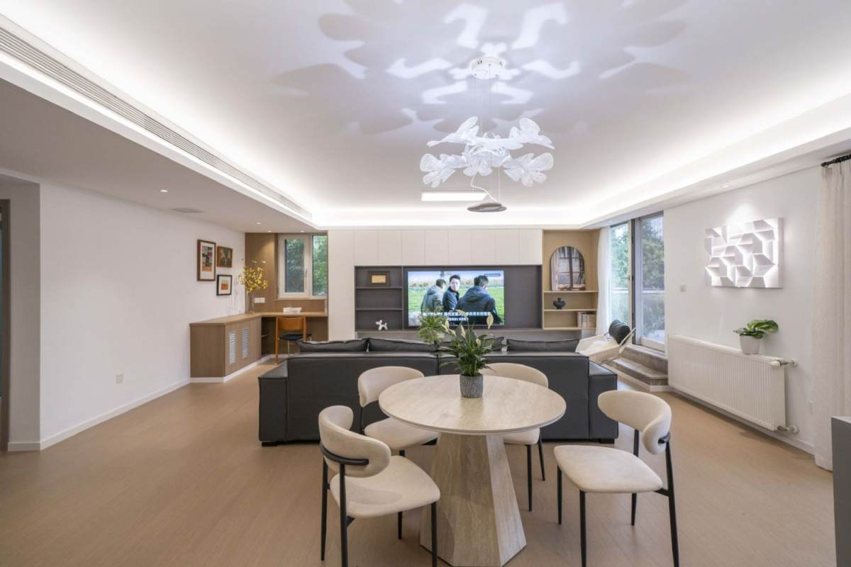 Housing image — Living Room