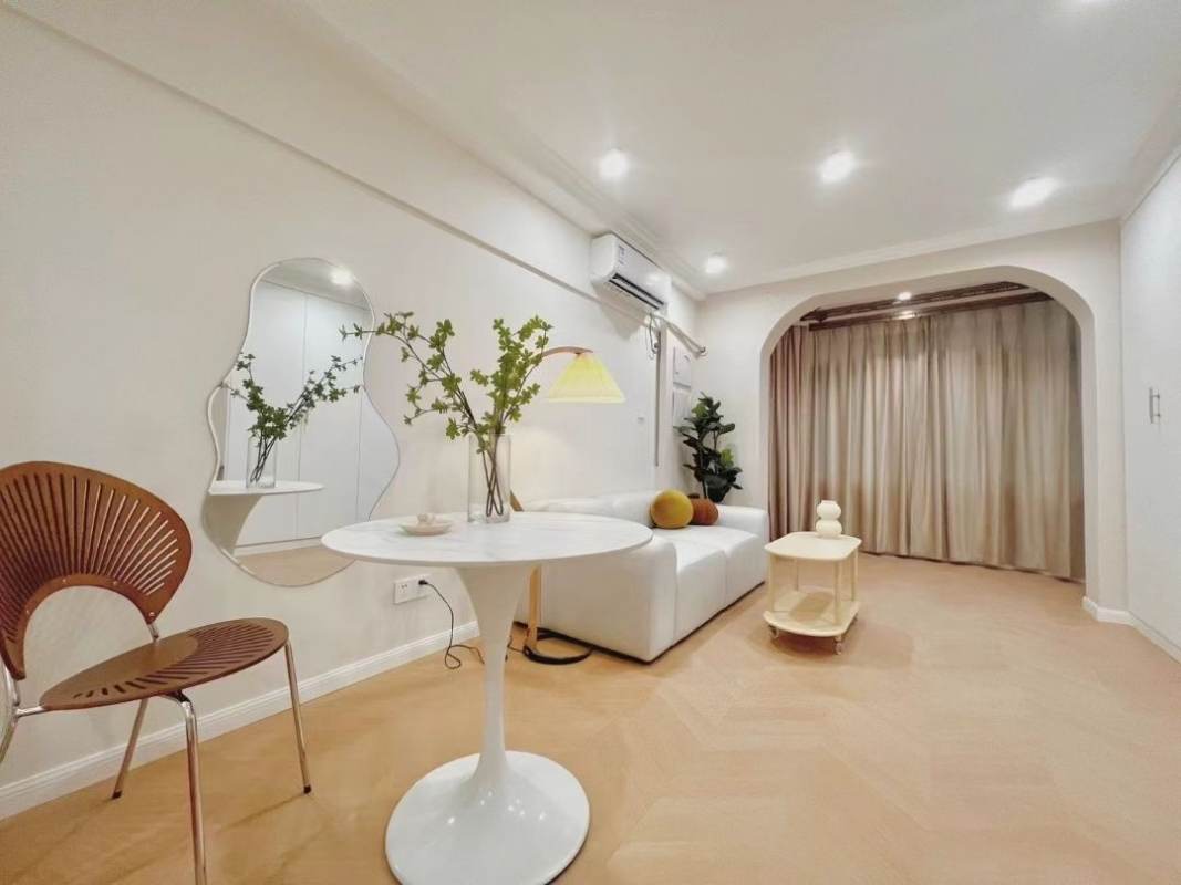 Housing image — Living Room