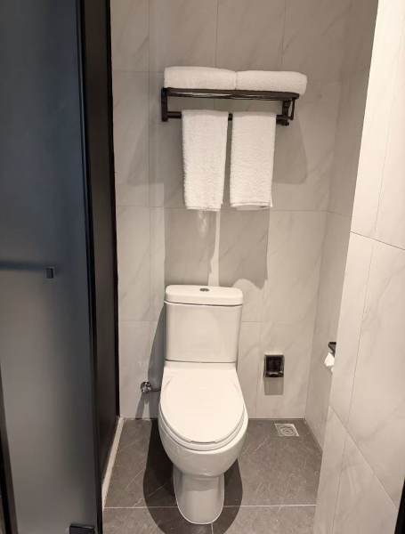 Housing image — Bathroom