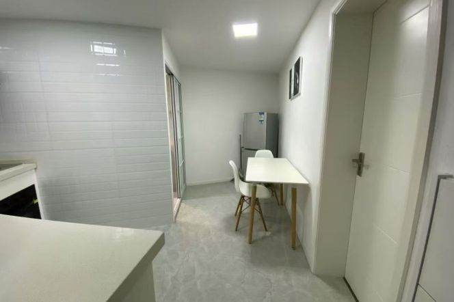 1BR Apartment in Jing'an