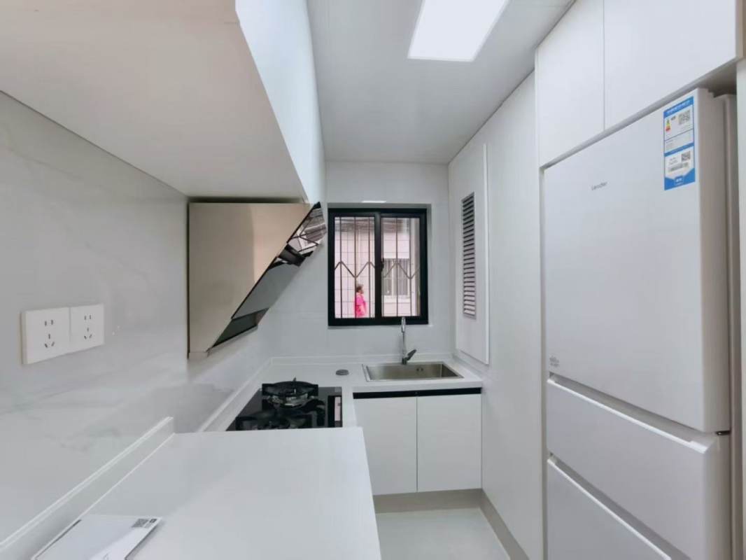 Housing image — Kitchen