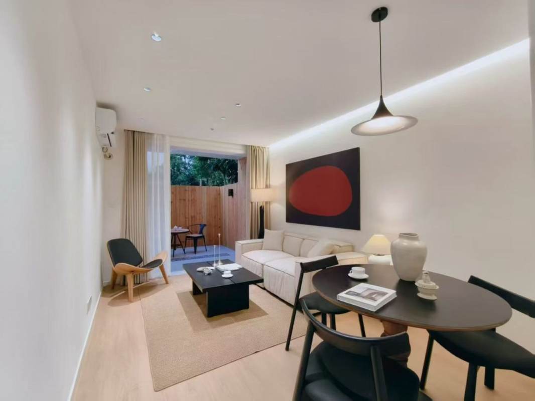 Housing image — Living Room