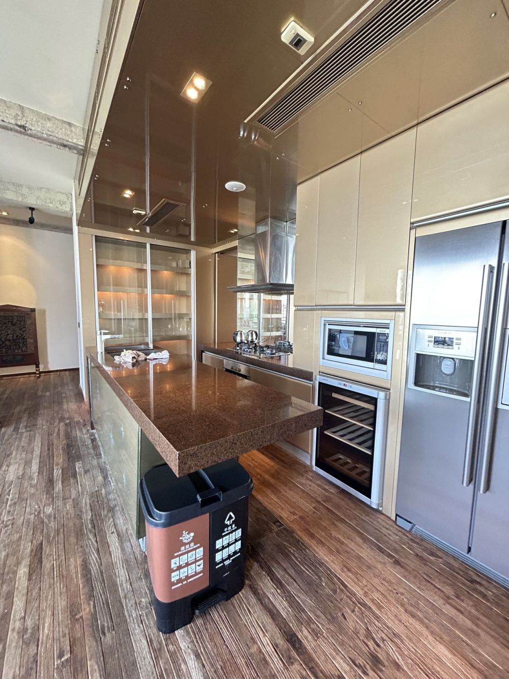 Housing image — Dining Area