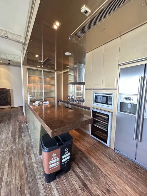 Housing image — Dining Area
