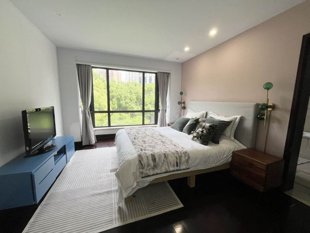 Housing image — Bedroom