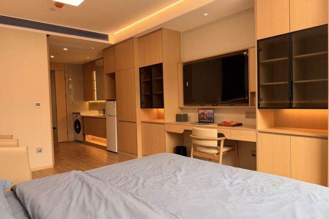 1BR Serviced Apartment near Lujiazui