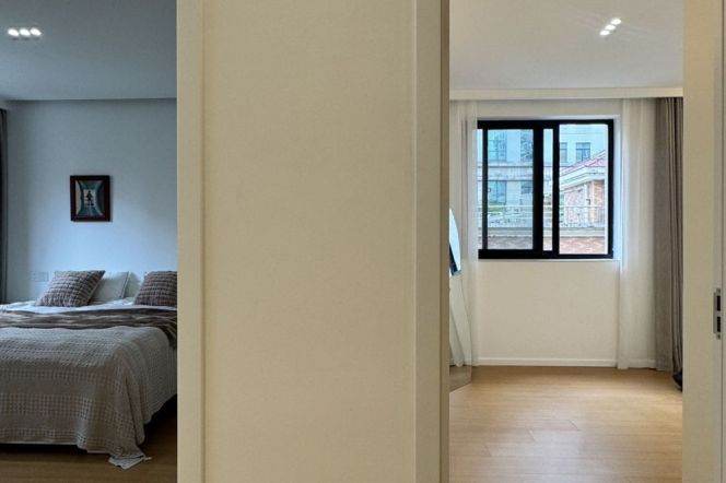 2BR Apartment in Jing'an (L7/L13/L14)