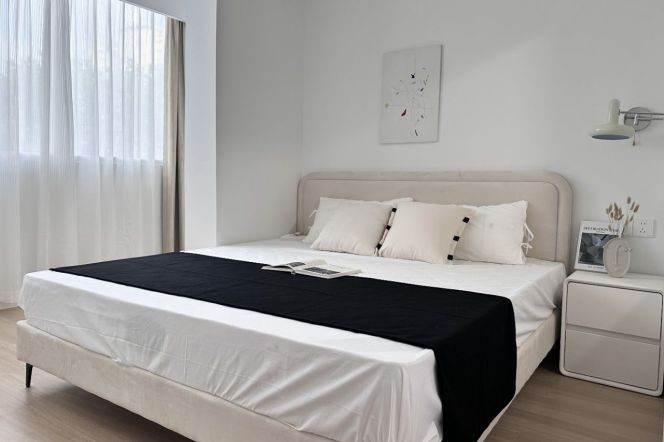 1BR Apartment near Xujiahui Park (L4)