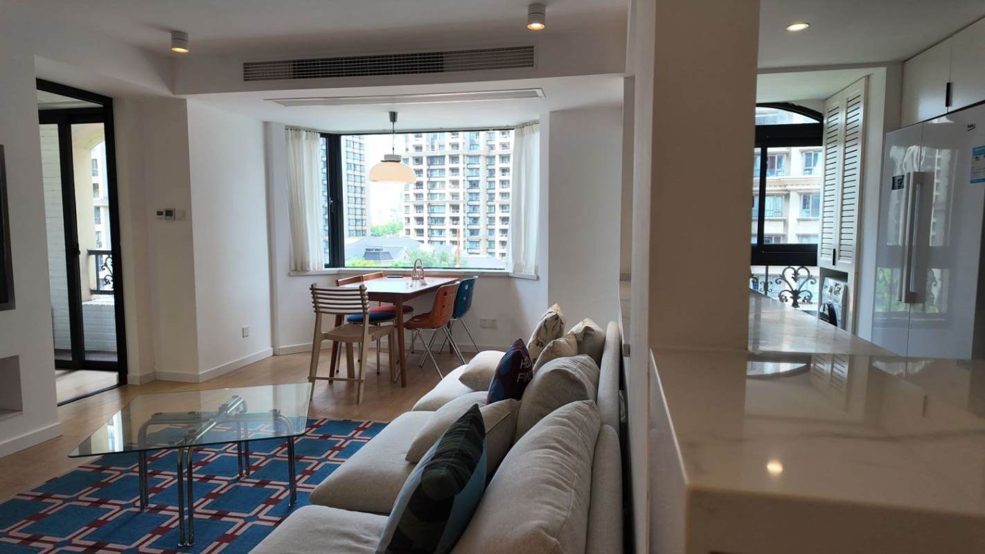 Housing image — Living Room