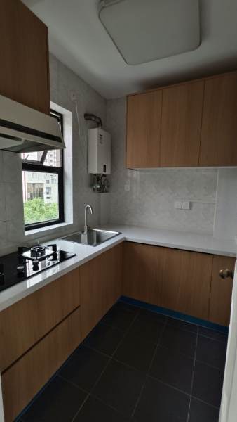 Housing image — Kitchen