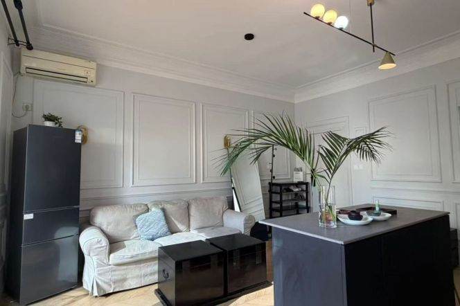 Spacious 1BR Heritage Apartment in Old Xuhui with Green View (L1/L7)