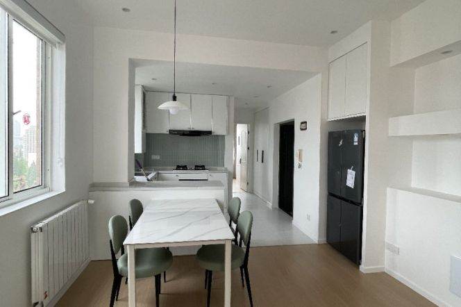 2BR Apartment near Hongqiao Rd Metro