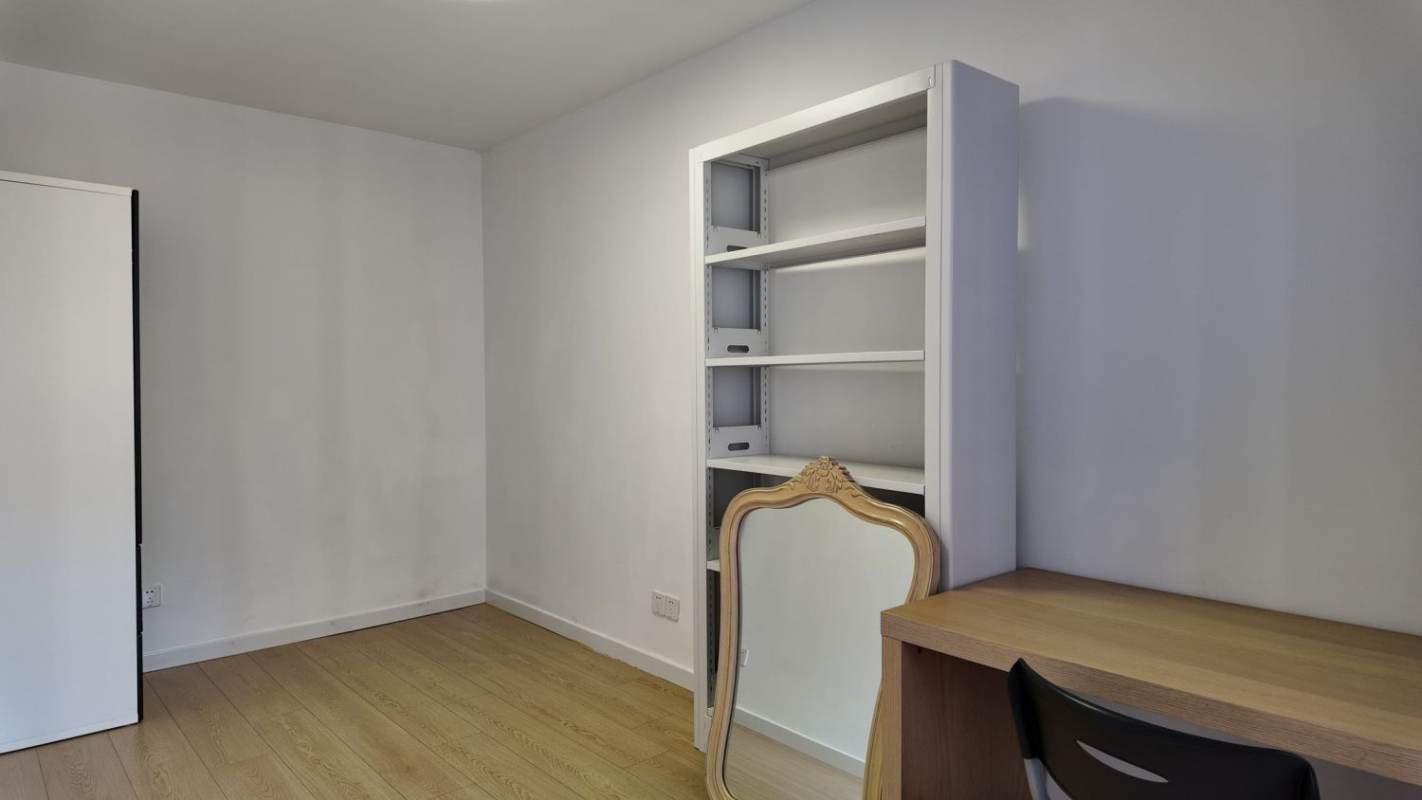 Housing image — Bedroom