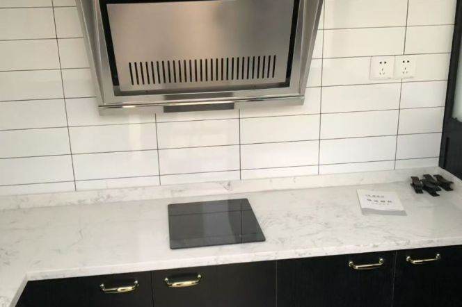 1BR Lane House near Zhaojiabang Rd Metro with Terrace (L7/L9)