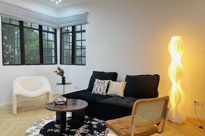 1BR Apartment near Shanghai Library with Green View (L1)