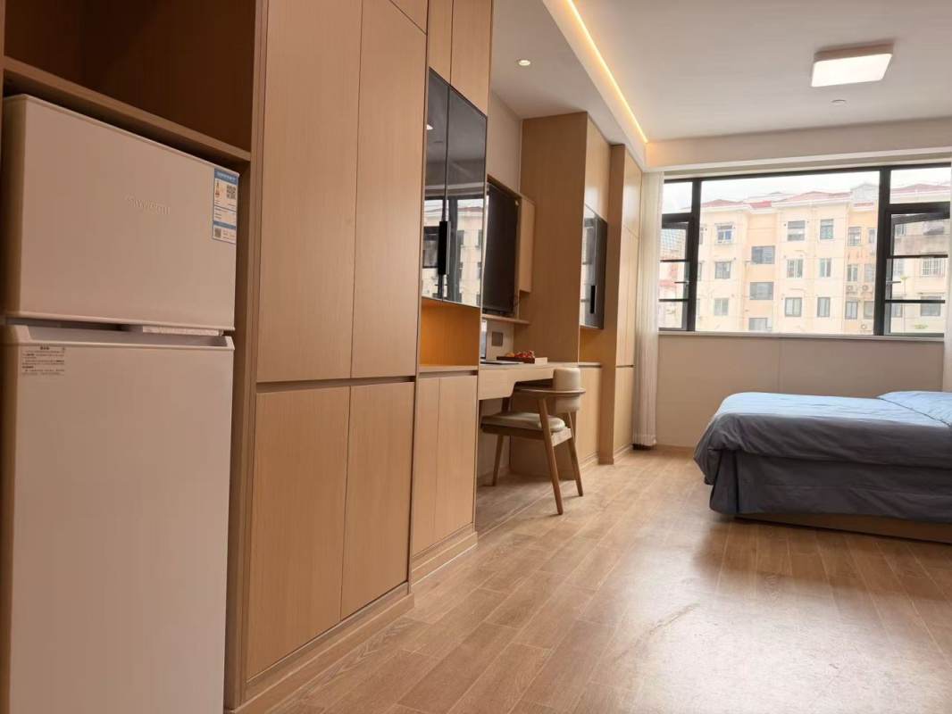 Housing image — Bedroom