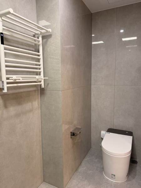 Housing image — Bathroom