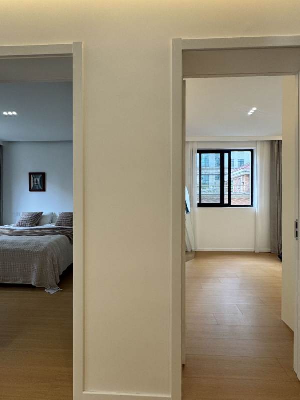 Housing image — Bedroom
