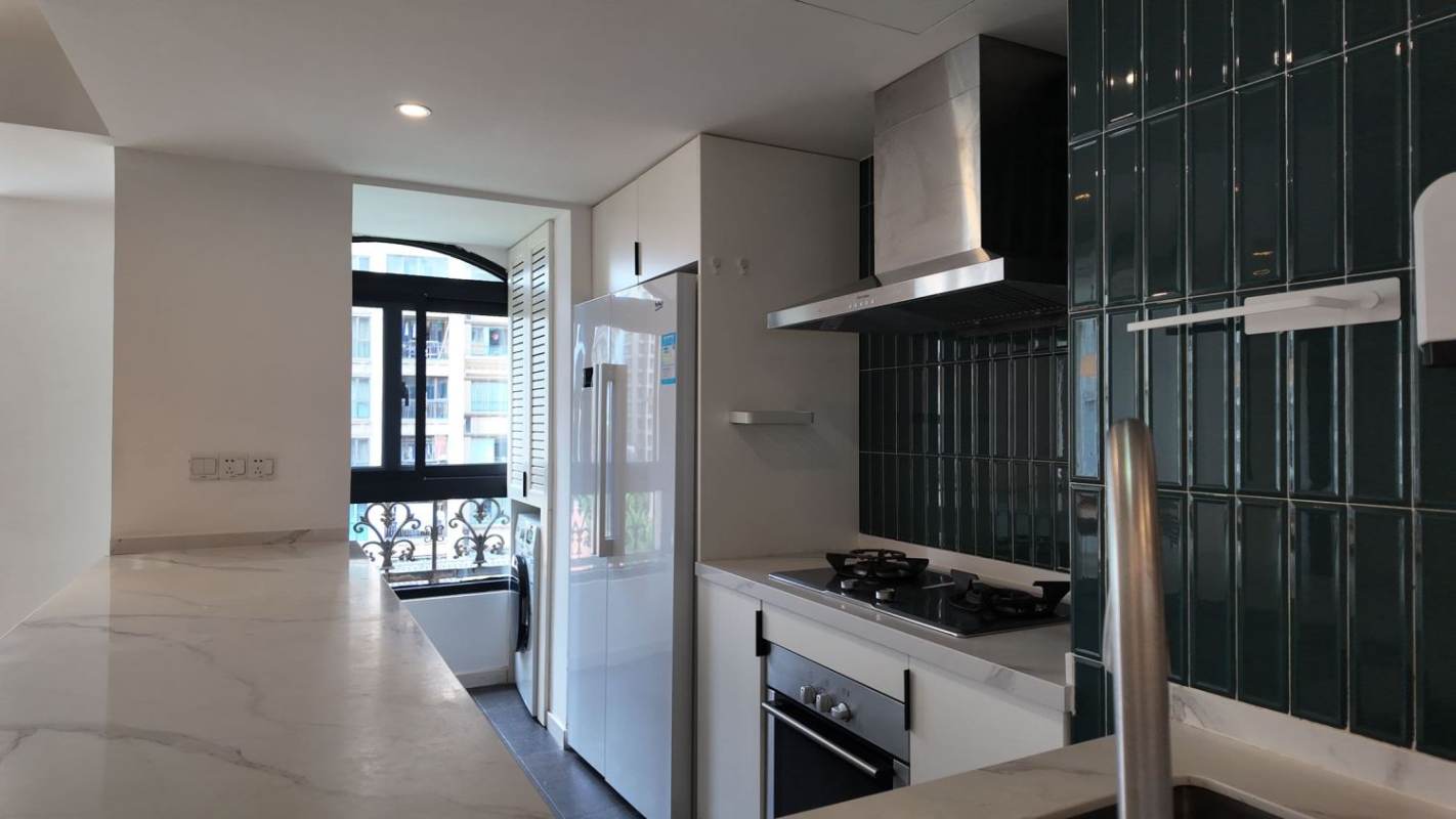 Housing image — Kitchen