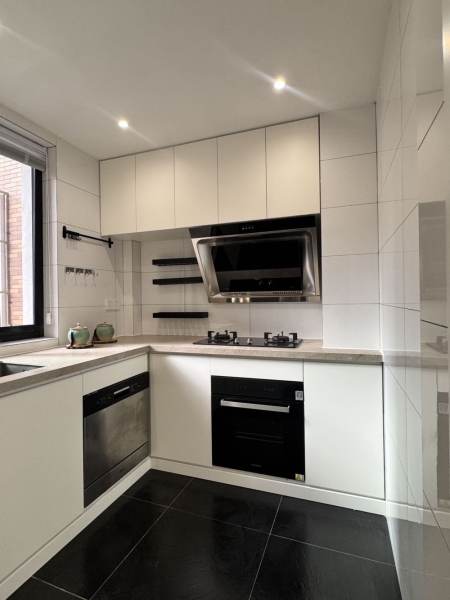 Housing image — Kitchen
