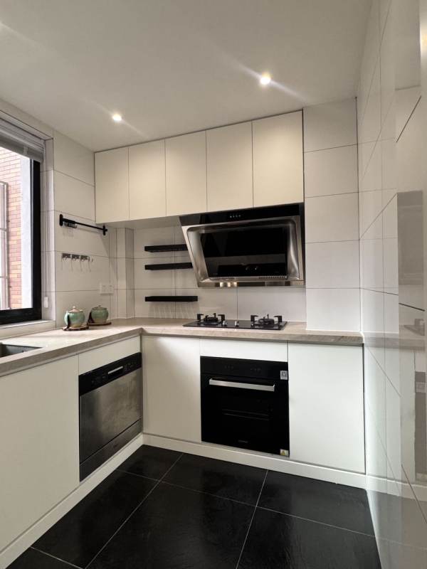 Housing image — Kitchen