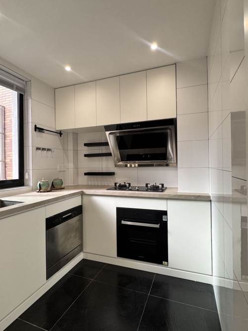 Housing image — Kitchen