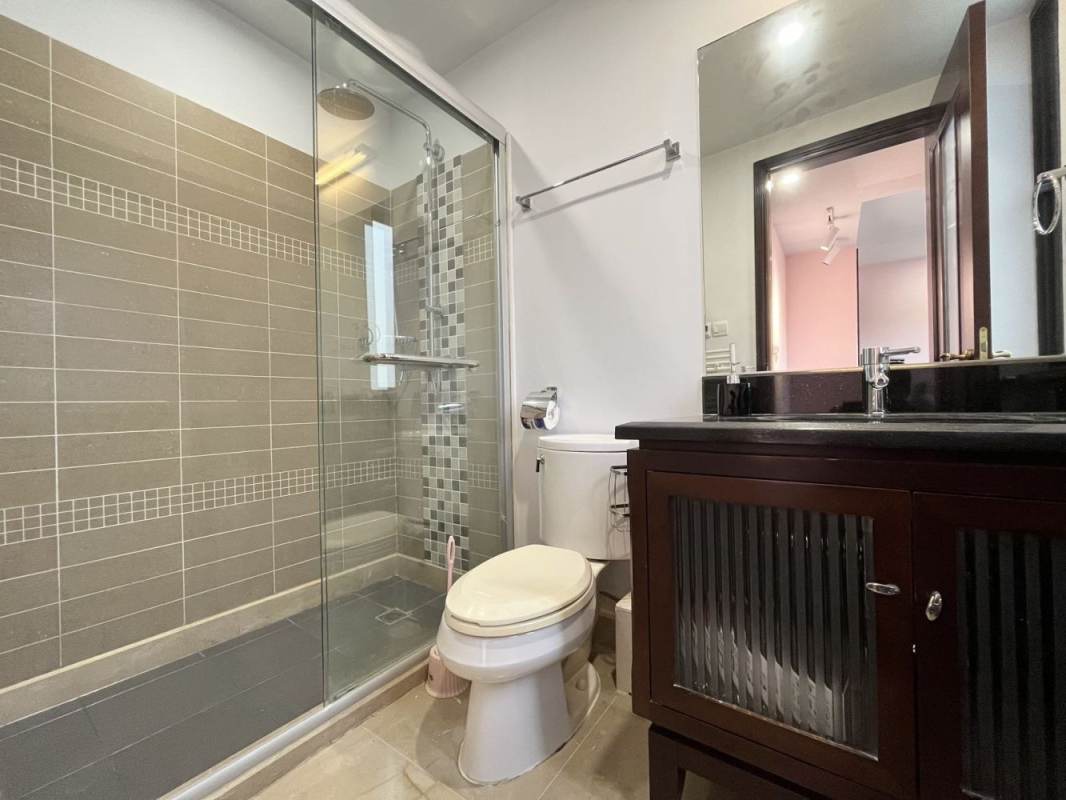 Housing image — Bathroom