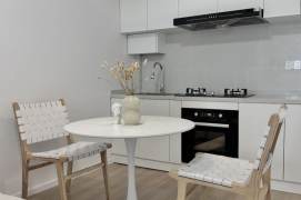1BR Apartment near Xujiahui Park (L4)