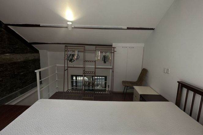 High-Ceiling Historic 1BR Lane House near IAPM with Terrace (L1/L10/L12/L13)