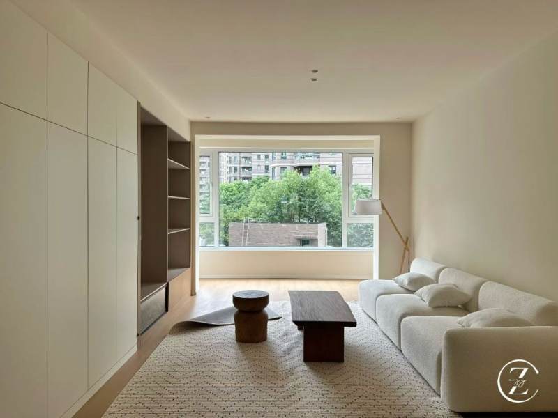 Housing image — Living Room