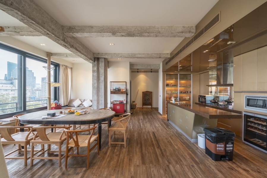 Housing image — Living Room
