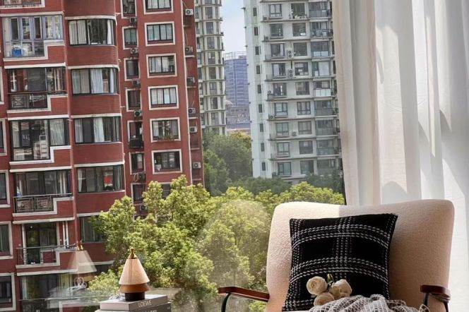 Spacious 2BR Apartment in Gubei