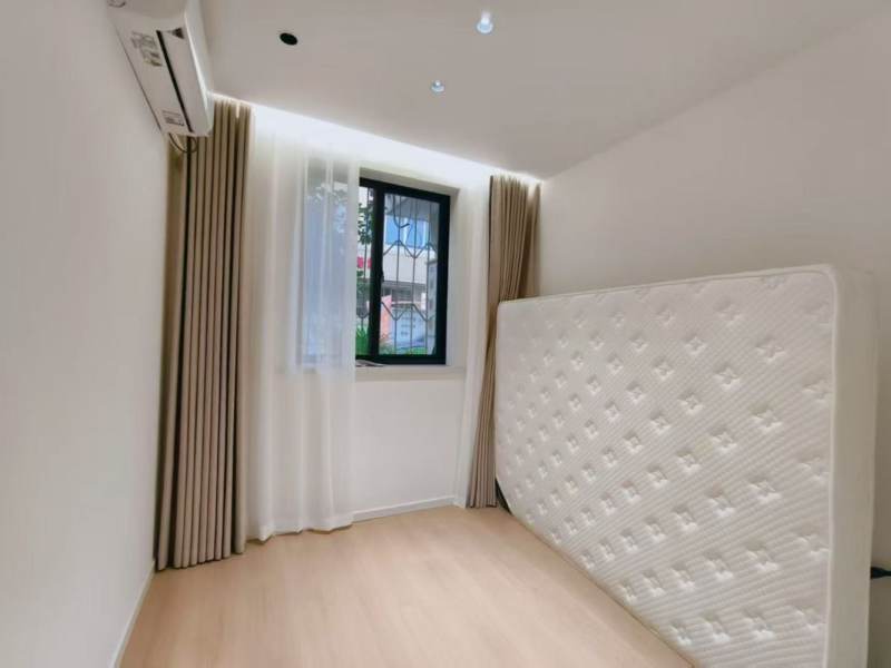 Housing image — Bedroom