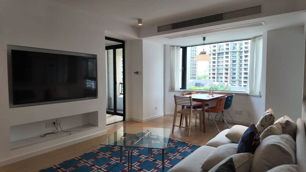 Housing image — Living Room
