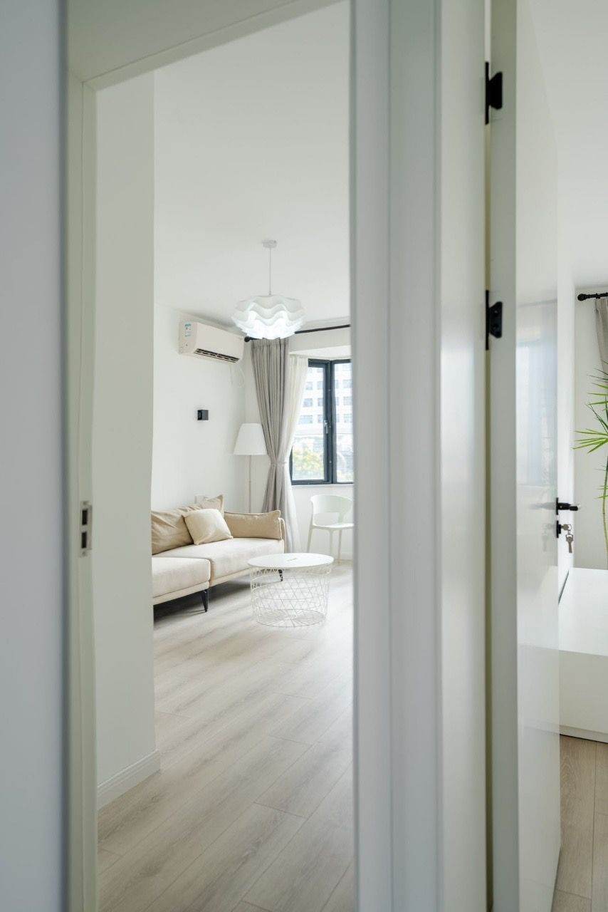 Housing image — Living Room
