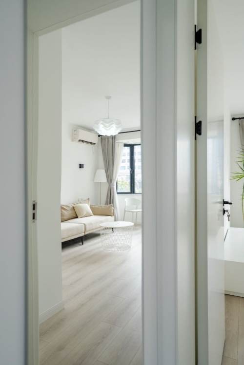 Housing image — Living Room
