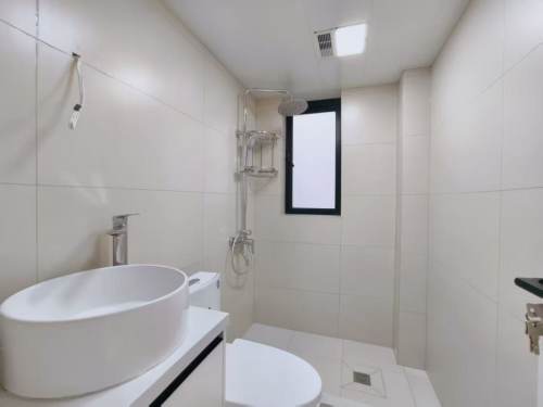 Housing image — Bathroom