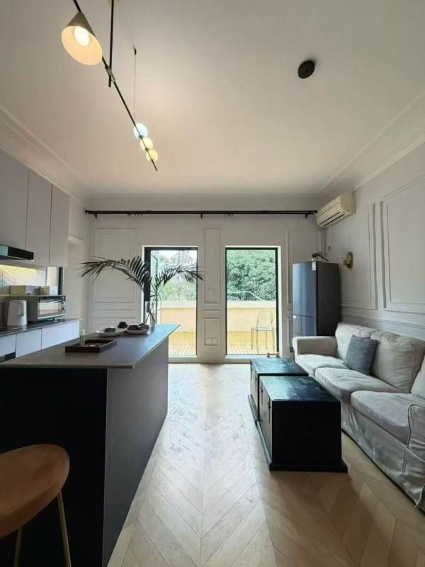 Housing image — Living Room