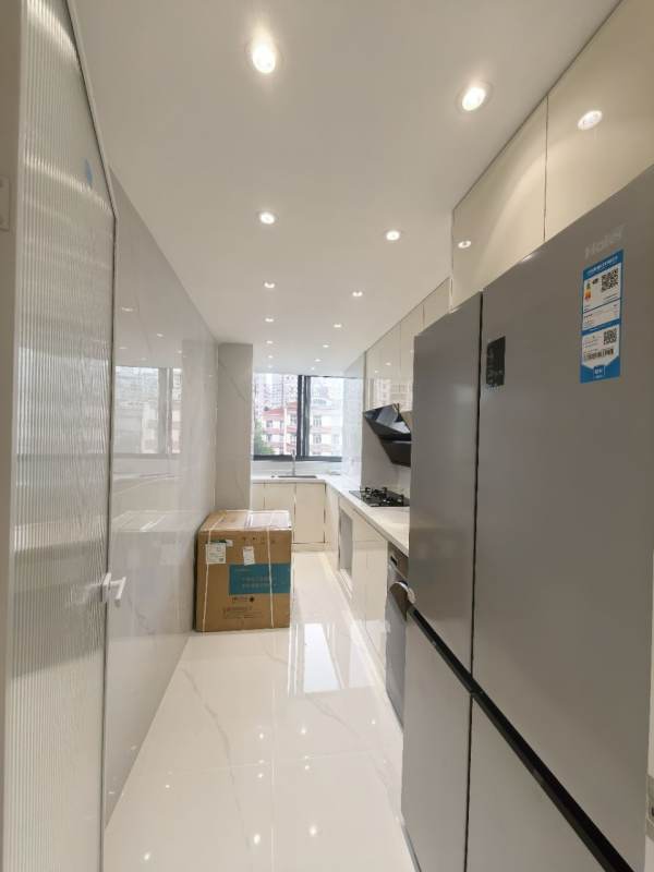 Housing image — Kitchen