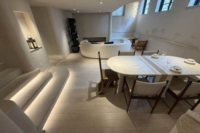 Spacious 2BR Apartment in Gubei