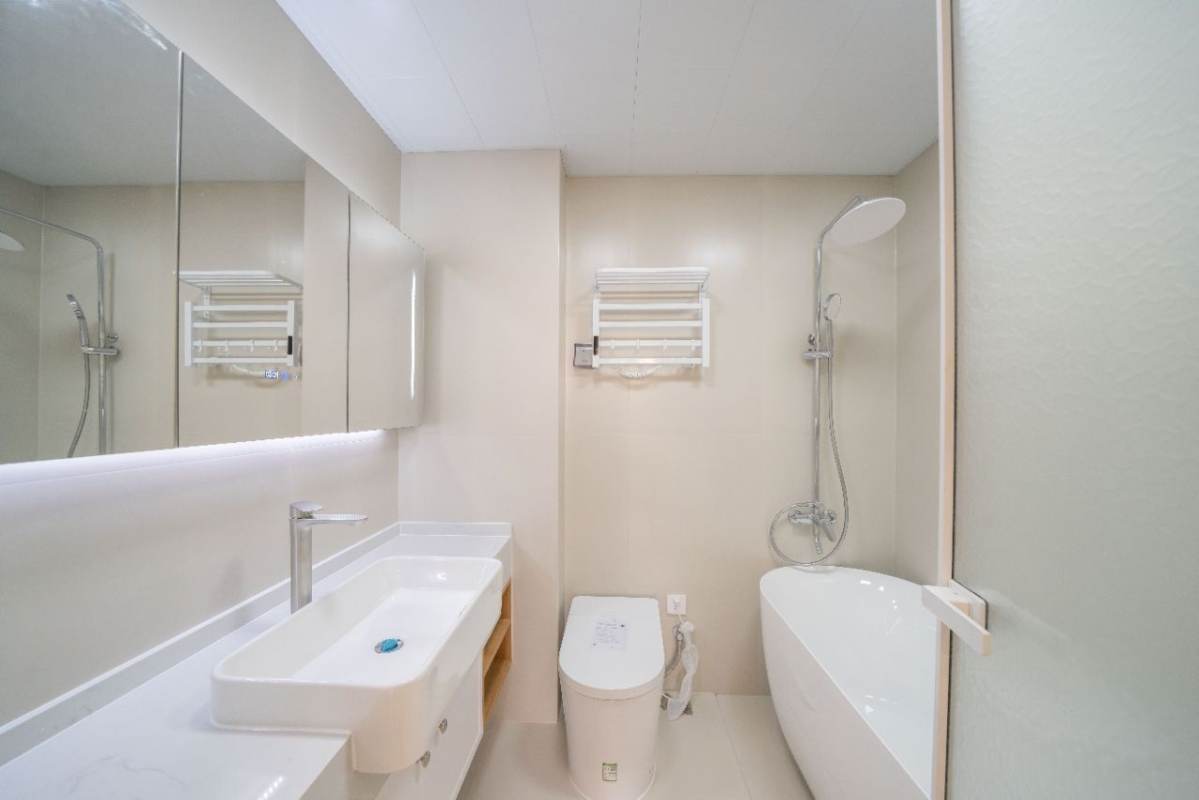 Housing image — Bathroom