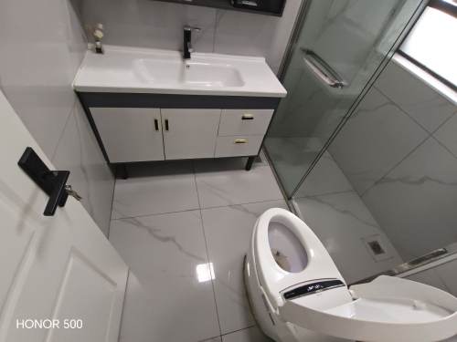 Housing image — Bathroom
