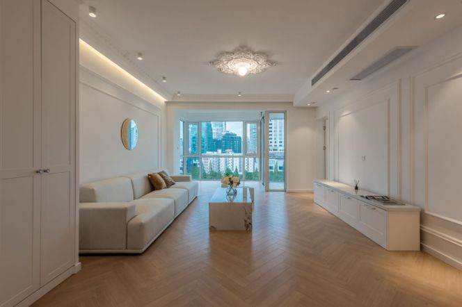 High-Floor 4BR Apartment at Ladoll International City with Outstanding View (L2/L12/L13)