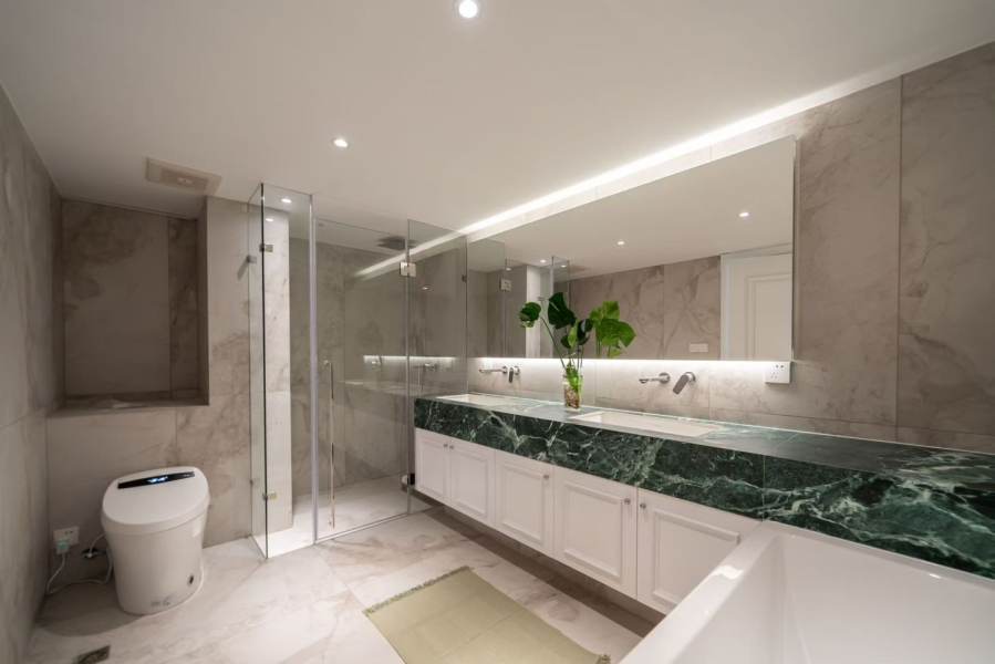 Housing image — Bathroom