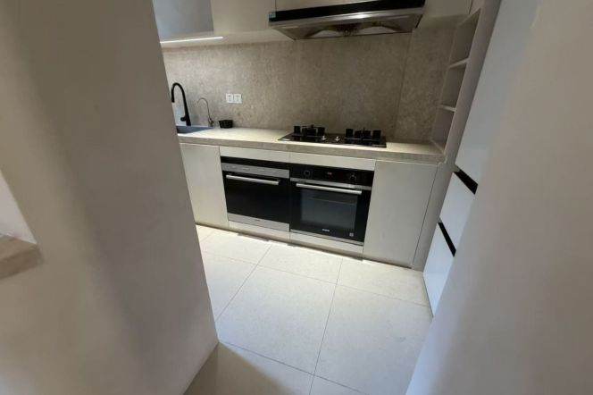 Spacious 2BR Apartment in Gubei